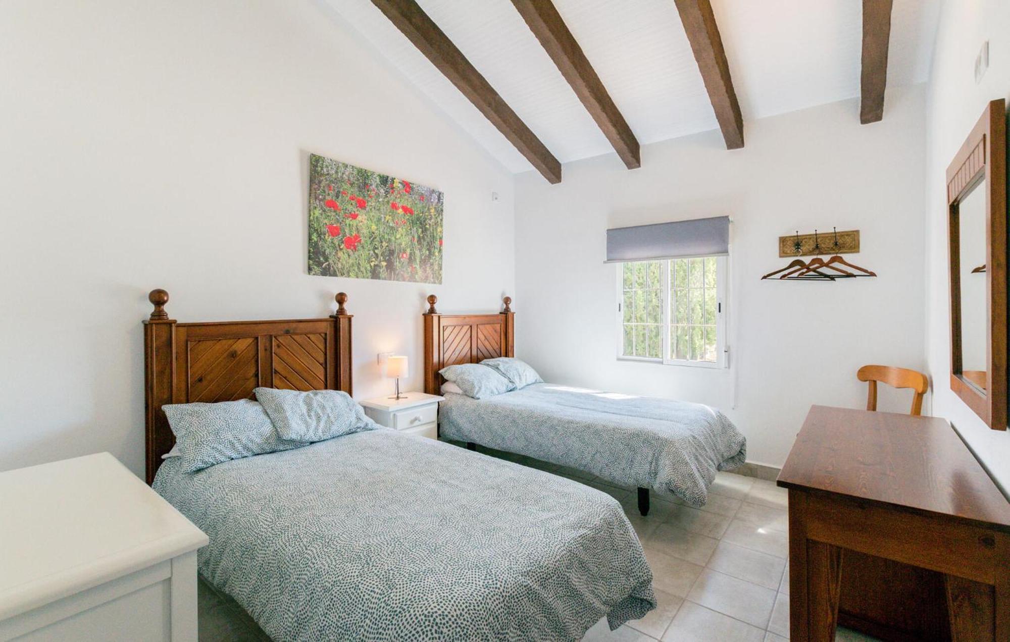 לה פואבלה דה לוס אינפאנטס 6 Bedroom Amazing Home In La Puebla De Los Infan מראה חיצוני תמונה