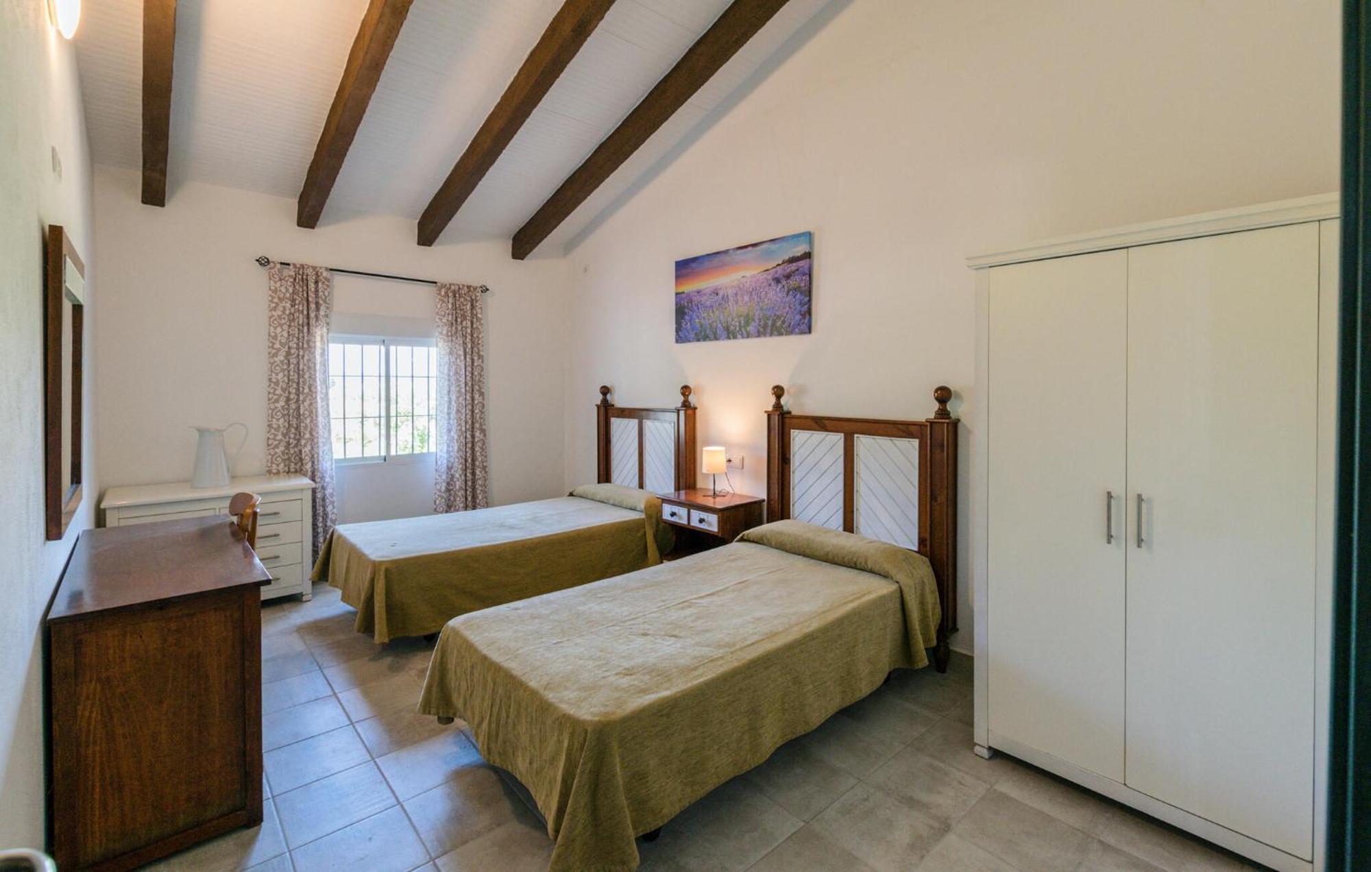 לה פואבלה דה לוס אינפאנטס 6 Bedroom Amazing Home In La Puebla De Los Infan מראה חיצוני תמונה